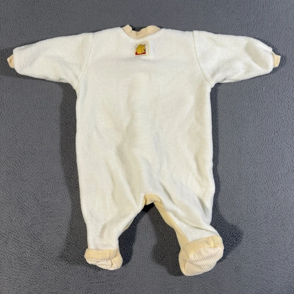 VTG Disney Baby Winnie the Pooh Yellow Sleeper Size 3 Months with Zippered Front
